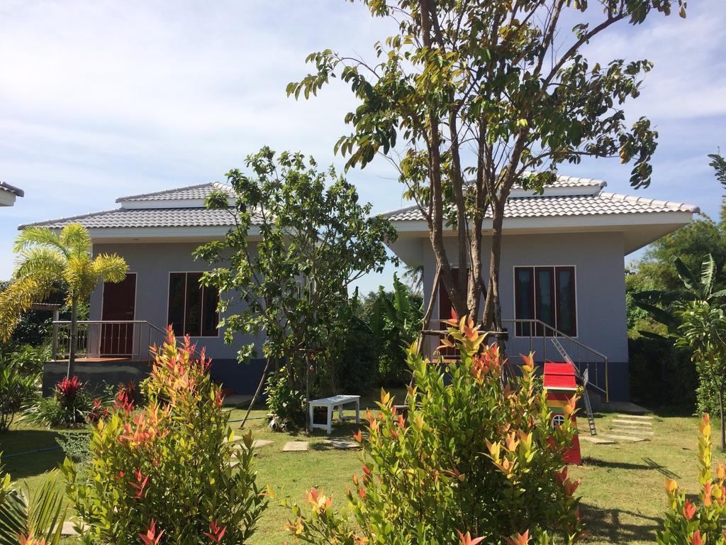 Pran Kiang Lay Villa Ban Pru Yai Buitenkant foto