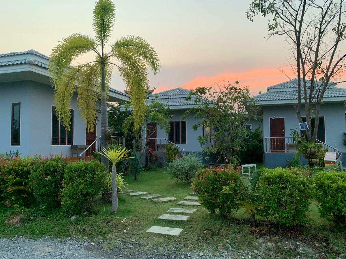 Pran Kiang Lay Villa Ban Pru Yai Buitenkant foto